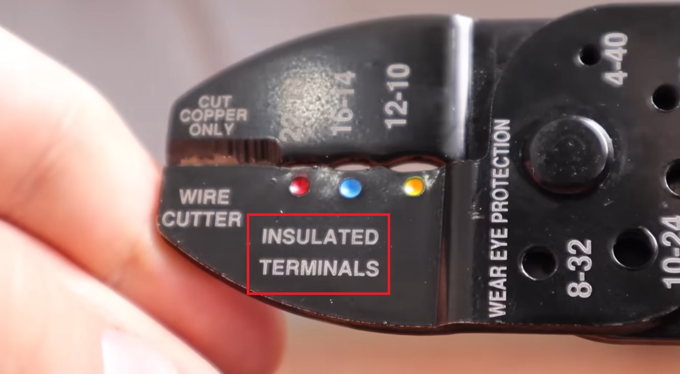 Crimping Insulated ring terminals